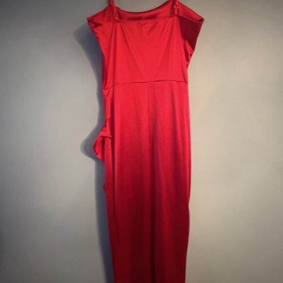 Liz & Sara Red Strappy Dress with Side Ruffle Detail - Picture 2 of 3